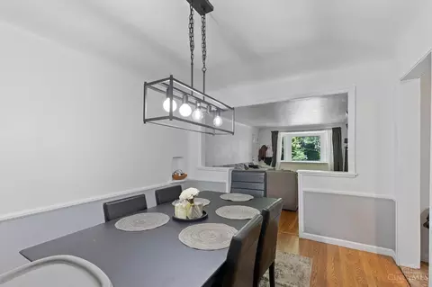Dining - 6232 Rogers Park, Cincinnati, OH 45213 photo 3 of 3