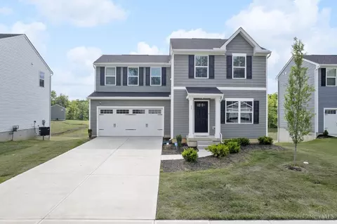 90 Cedarwood Dr, Amelia, OH 45102