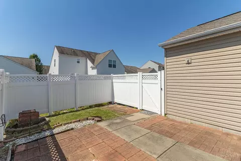 863 Anson Dr, Cincinnati, OH 45245 photo 16