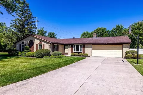 2 Olde Farm Rd, Oxford, OH 45056