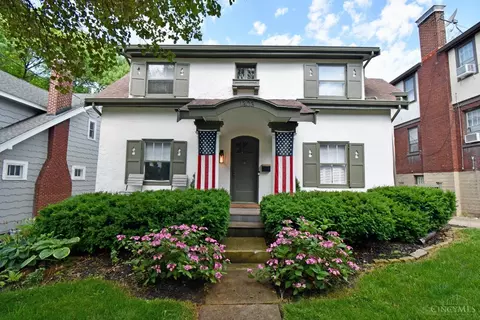 1303 Paxton Ave, Cincinnati, OH 45208