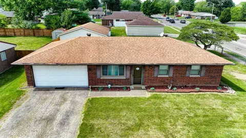 2068 Carolina Dr, Xenia, OH 45385