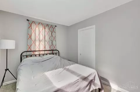 Bedroom - 1029 Lockman Ave, Cincinnati, OH 45238 photo 3 of 3