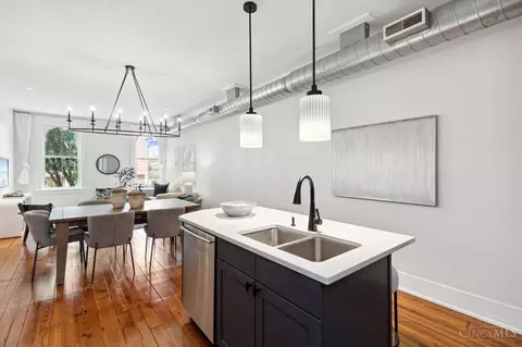 Kitchen - 1118 Race St, Cincinnati, OH 45202 photo 2 of 4