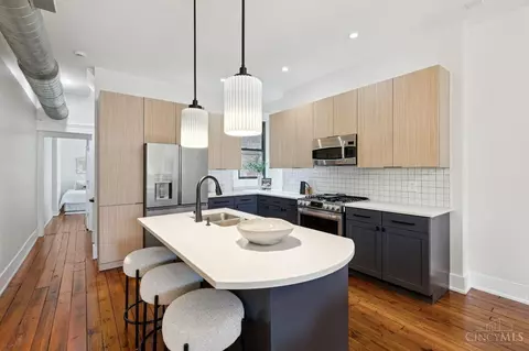 Kitchen - 1118 Race St, Cincinnati, OH 45202 photo 3 of 4