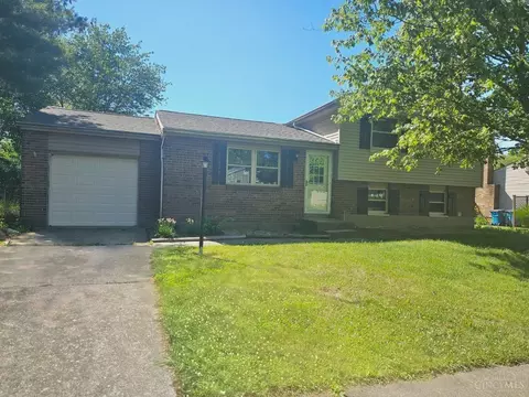 4249 Pleasant Acres Dr, Batavia, OH 45103