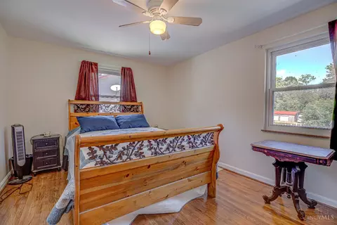 Bedroom - 10614 Mill Rd, Cincinnati, OH 45240 photo 1 of 5