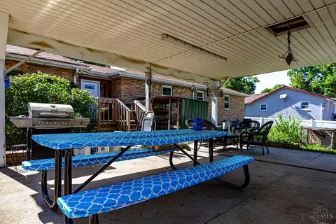 Exterior - 10614 Mill Rd, Cincinnati, OH 45240 photo 5 of 9