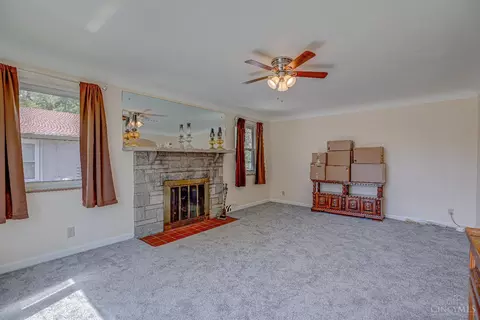 Living - 10614 Mill Rd, Cincinnati, OH 45240 photo 3 of 5