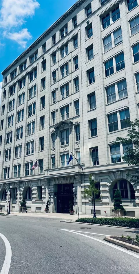 400 Pike St #511, Cincinnati, OH 45202