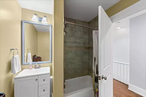 Bath - 4788 Reading Rd, Cincinnati, OH 45237 photo 2 of 3