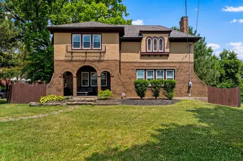 Exterior - 4788 Reading Rd, Cincinnati, OH 45237 photo 2 of 9