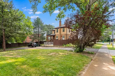 Exterior - 4788 Reading Rd, Cincinnati, OH 45237 photo 8 of 9