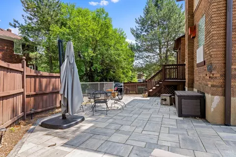 Exterior - 4788 Reading Rd, Cincinnati, OH 45237 photo 7 of 9