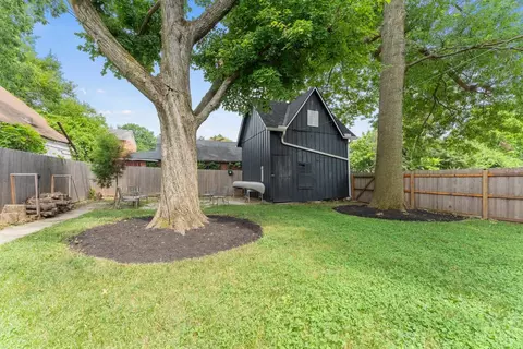 Exterior - 6802 Alpine Ave, Silverton, OH 45236 photo 5 of 8