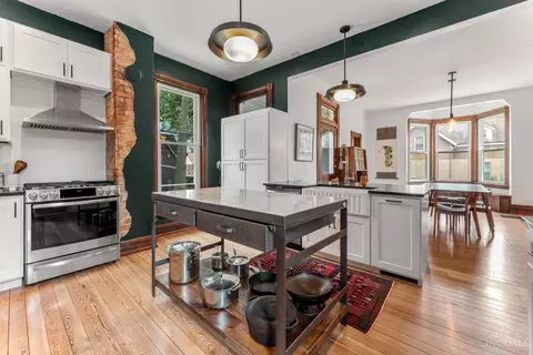 Kitchen - 6802 Alpine Ave, Silverton, OH 45236 photo 6 of 6