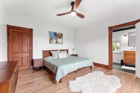 Bedroom - 6802 Alpine Ave, Silverton, OH 45236 photo 1 of 4