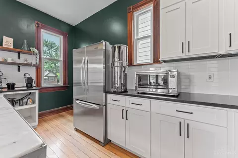 Kitchen - 6802 Alpine Ave, Silverton, OH 45236 photo 3 of 6
