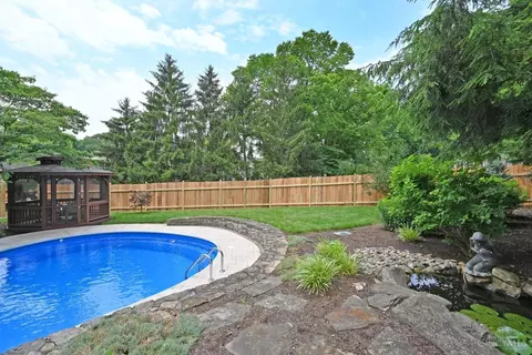 7935 Ashley View Dr, Cincinnati, OH 45227 photo 8