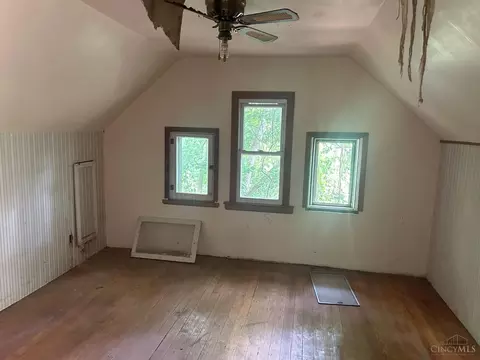 3300 Cavanaugh Ave, Cincinnati, OH 45211 photo 11