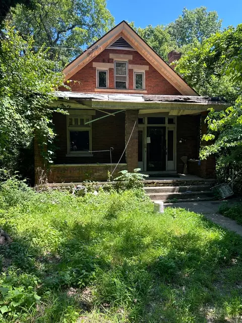 3300 Cavanaugh Ave, Cincinnati, OH 45211