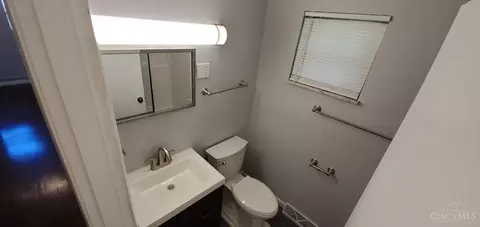 Bath - 711 Daphne Ct, Forest Park, OH 45240 photo 1 of 5