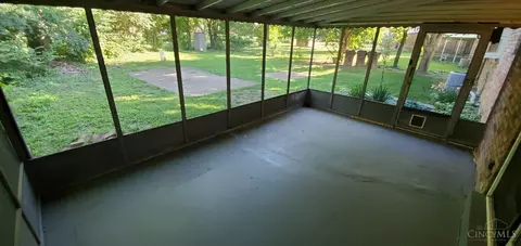 Exterior - 711 Daphne Ct, Forest Park, OH 45240 photo 4 of 6