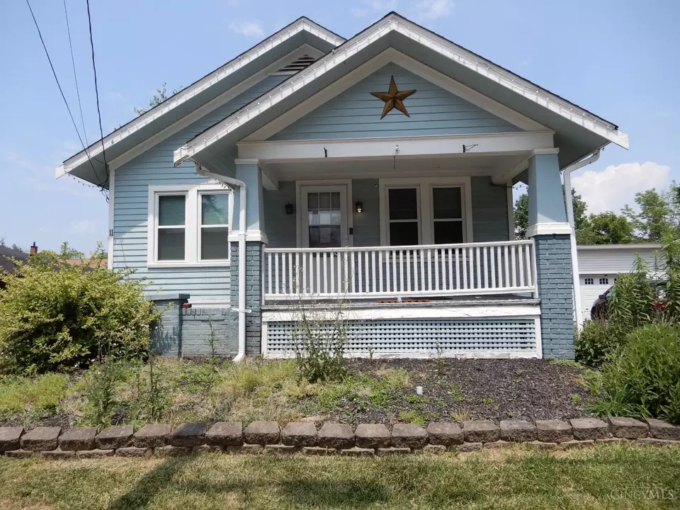 Exterior - 11 Hopkins Ave, Amelia, OH 45102 photo 1 of 6