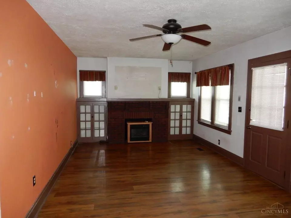 Living - 11 Hopkins Ave, Amelia, OH 45102 photo 1 of 4
