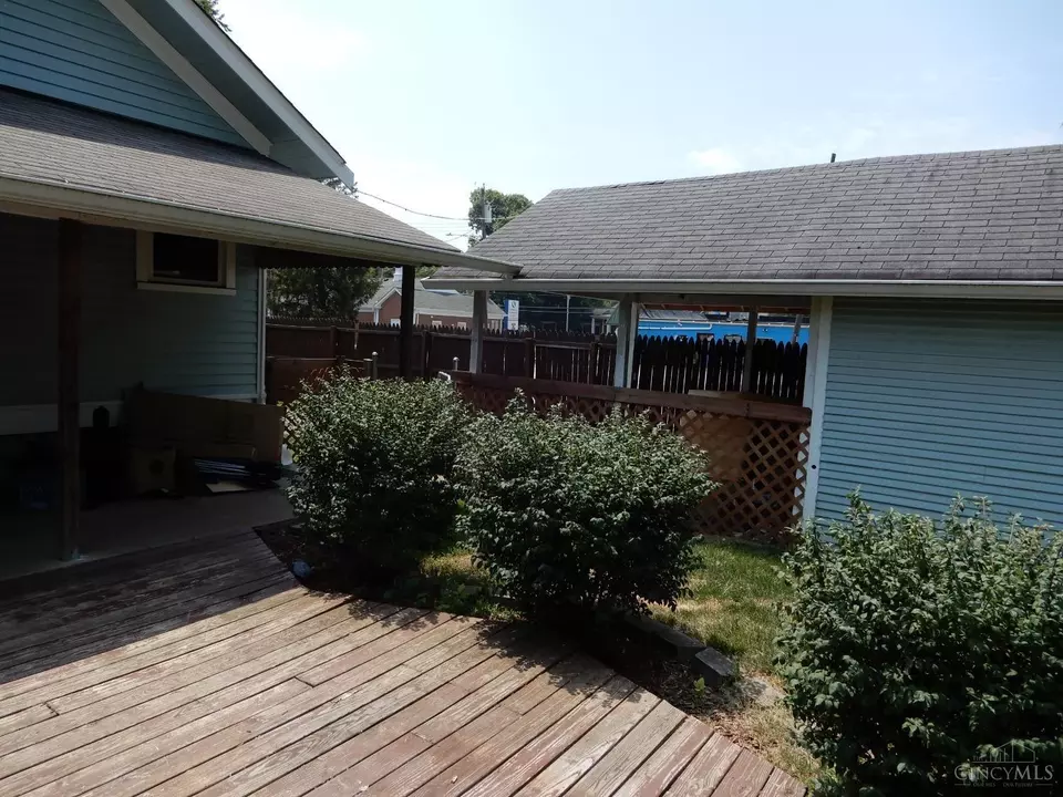 Exterior - 11 Hopkins Ave, Amelia, OH 45102 photo 5 of 6