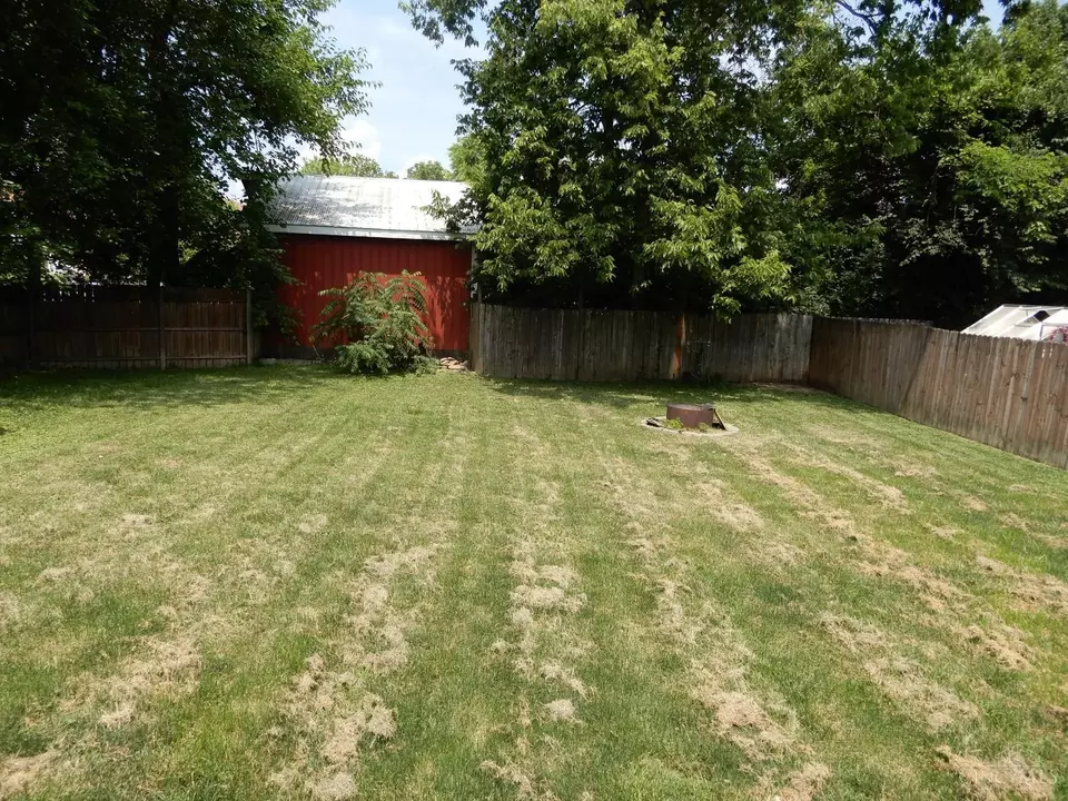 Exterior - 11 Hopkins Ave, Amelia, OH 45102 photo 3 of 6