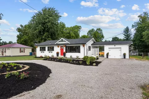 79 Amelia Olive Branch Rd, Amelia, OH 45102