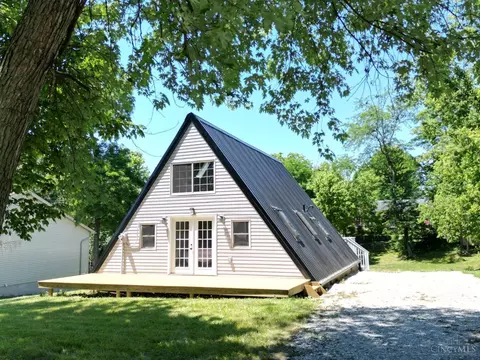 947 Rustic Ct, Lawrenceburg, IN 47025