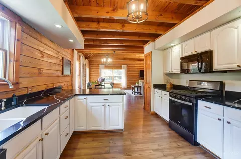 Kitchen - 3789 Tower Rd, Cincinnati, OH 45248 photo 4 of 4