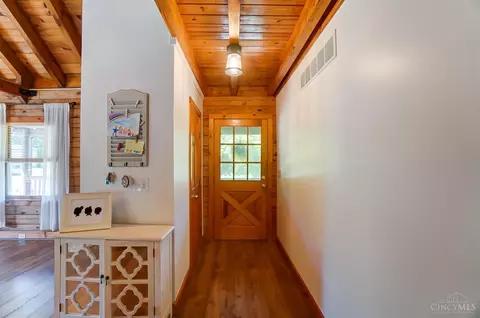 Entry Way - 3789 Tower Rd, Cincinnati, OH 45248 photo 1 of 2
