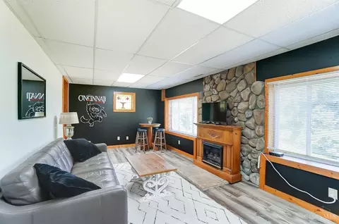 Living - 3789 Tower Rd, Cincinnati, OH 45248 photo 5 of 5