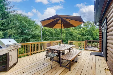 Exterior - 3789 Tower Rd, Cincinnati, OH 45248 photo 7 of 15