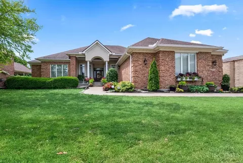 7089 Longview Dr, Liberty, OH 45011