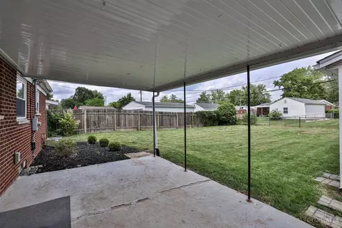 Exterior - 3390 Blocker Dr, Kettering, OH 45420 photo 4 of 8