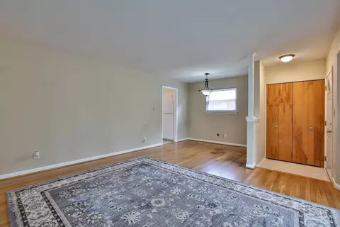 Living - 3390 Blocker Dr, Kettering, OH 45420 photo 4 of 4