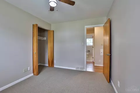 Bedroom - 3390 Blocker Dr, Kettering, OH 45420 photo 2 of 6