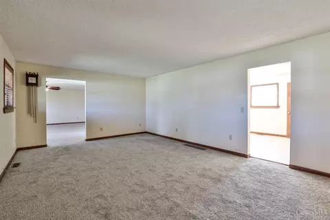 4820 Klatte Rd, Cincinnati, OH 45244 photo 13