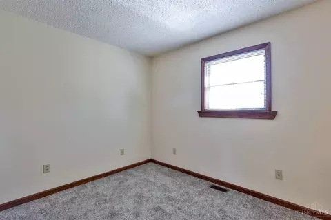 4820 Klatte Rd, Cincinnati, OH 45244 photo 27