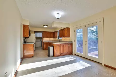 4820 Klatte Rd, Cincinnati, OH 45244 photo 9