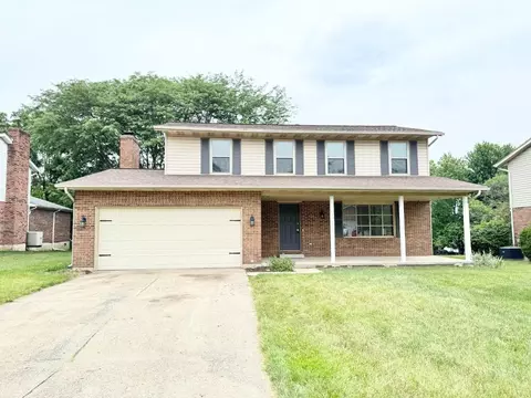 8957 Saxton Dr, West Chester, OH 45069