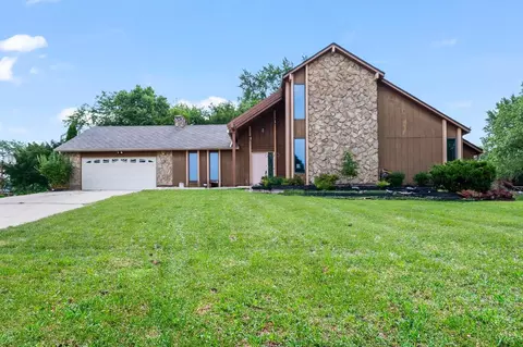 7380 Whirlaway Dr, Hamilton, OH 45011