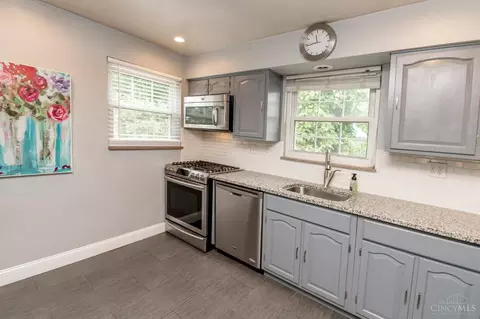 6520 Britton Ave, Cincinnati, OH 45227 photo 8