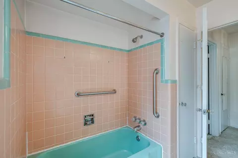 3030 Westbrook Dr, Cincinnati, OH 45238 photo 27