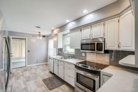 3030 Westbrook Dr, Cincinnati, OH 45238 photo 16