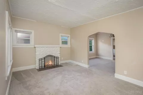 Living - 6413 Plainfield Rd, Cincinnati, OH 45213 photo 2 of 2